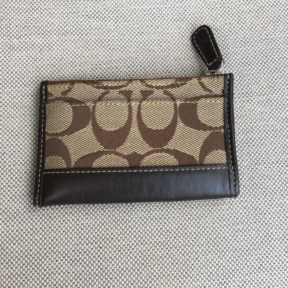 Coach ID Wallet - Picture 3 of 6